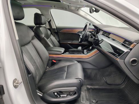 Used 2021 Audi A8 L 3.0T w/ Executive Plus Package image 31