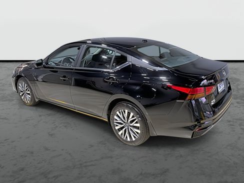 New 2026 Nissan Altima 2.5 SV AWD/4WD image 2