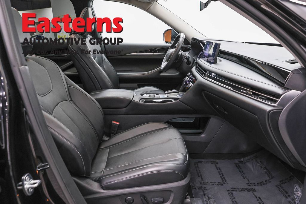 Used 2023 INFINITI QX60 Pure AWD/4WD image 27