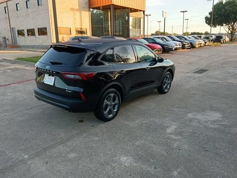 Used 2025 Ford Escape ST-Line AWD/4WD image 7