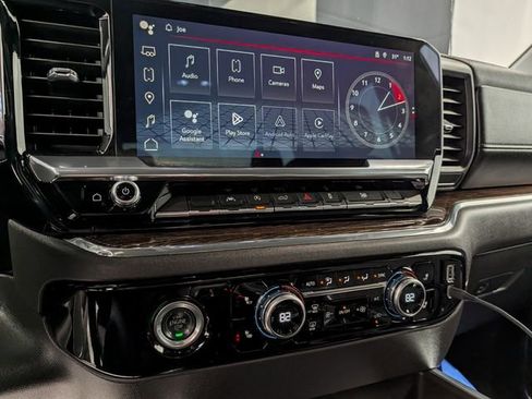 Used 2024 GMC Sierra 1500 Elevation image 22