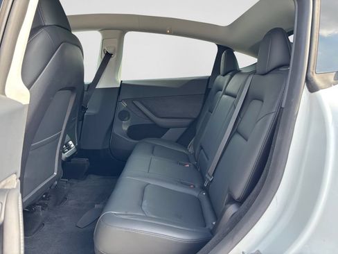 Used 2023 Tesla Model Y AWD image 33