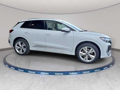 Used 2023 Audi Q4 e-tron Premium w/ Convenience Package AWD/4WD image 5