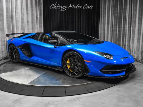 Used 2021 Lamborghini Aventador SVJ AWD/4WD image 6