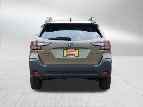 Used 2024 Subaru Outback Onyx Edition AWD/4WD image 6
