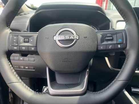 Used 2026 Nissan Rogue SV FWD image 13