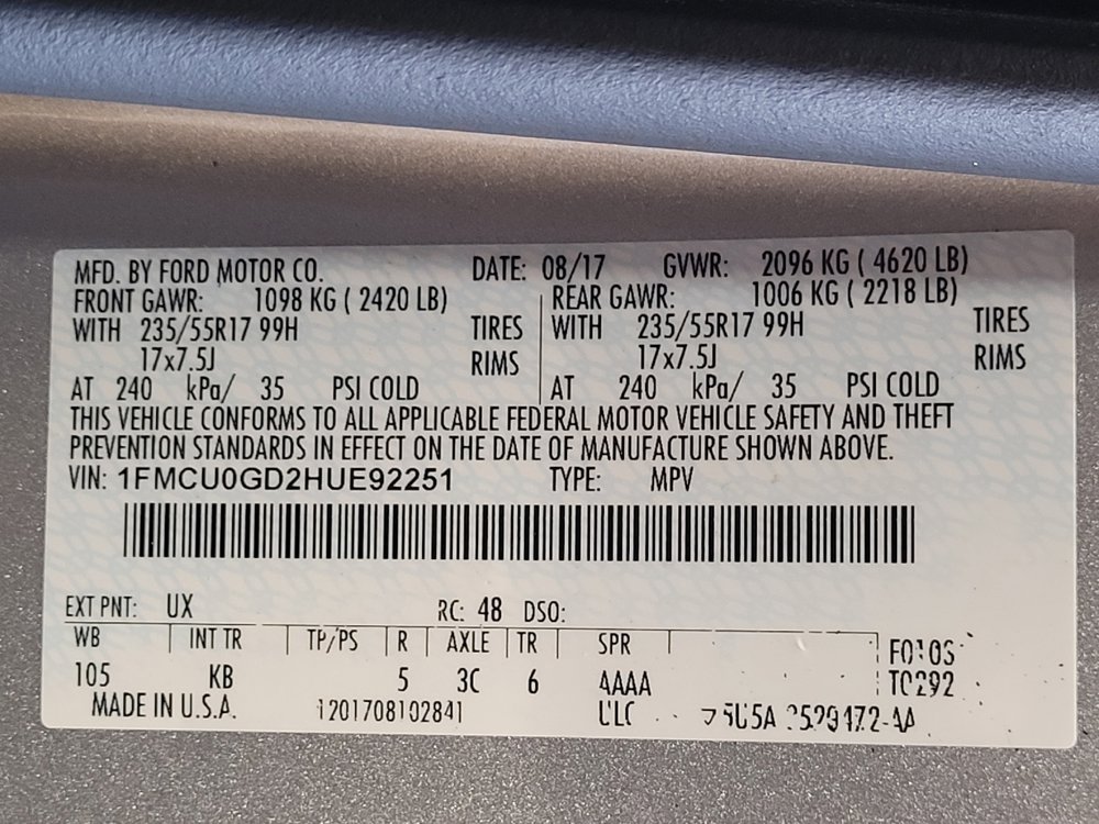Used 2017 Ford Escape SE w/ Equipment Group 201A FWD image 33