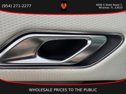 Used 2020 Land Rover Range Rover Velar R-Dynamic S AWD/4WD image 20