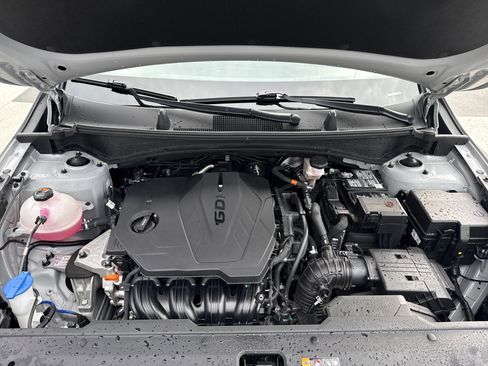 Used 2023 Kia Sportage SX image 8