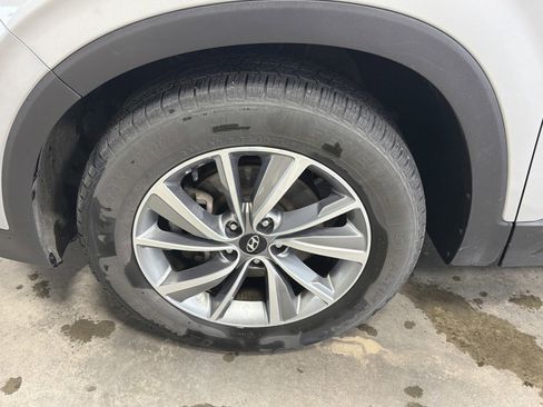 Used 2020 Hyundai Santa Fe SEL w/ Convenience Package AWD/4WD image 15