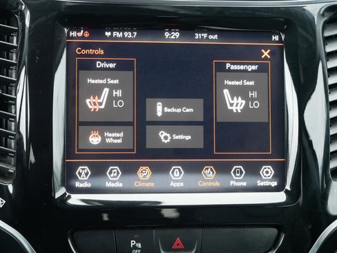 Used 2019 Jeep Cherokee Limited w/ Trailer Tow Group image 28