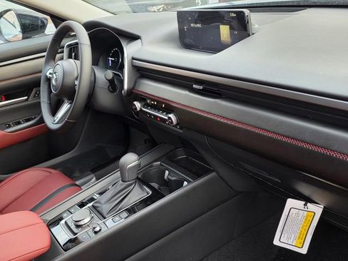New 2026 MAZDA CX-50 AWD 2.5 Hybrid w/ Premium Pkg image 16