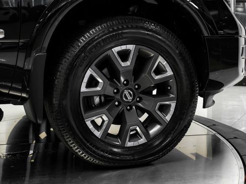 Used 2020 Nissan Titan Platinum Reserve w/ Moonroof Package AWD/4WD image 64