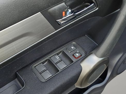 Used 2011 Honda CR-V SE image 24