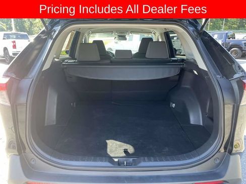 Used 2024 Toyota RAV4 XLE AWD/4WD image 13