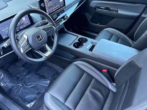 Used 2024 Honda Prologue Touring image 4