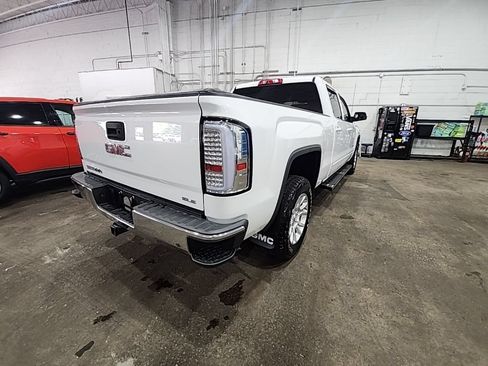 Used 2018 GMC Sierra 1500 SLE w/ Suspension Package, Off-Road AWD/4WD image 4