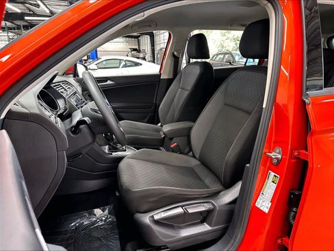 Used 2018 Volkswagen Tiguan S FWD image 23