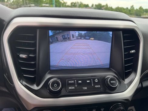 Used 2018 GMC Acadia SLT AWD/4WD image 25