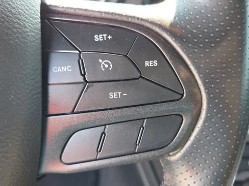 Used 2022 Dodge Challenger R/T RWD image 24