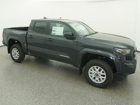 New 2026 Toyota Tacoma SR5 image 34