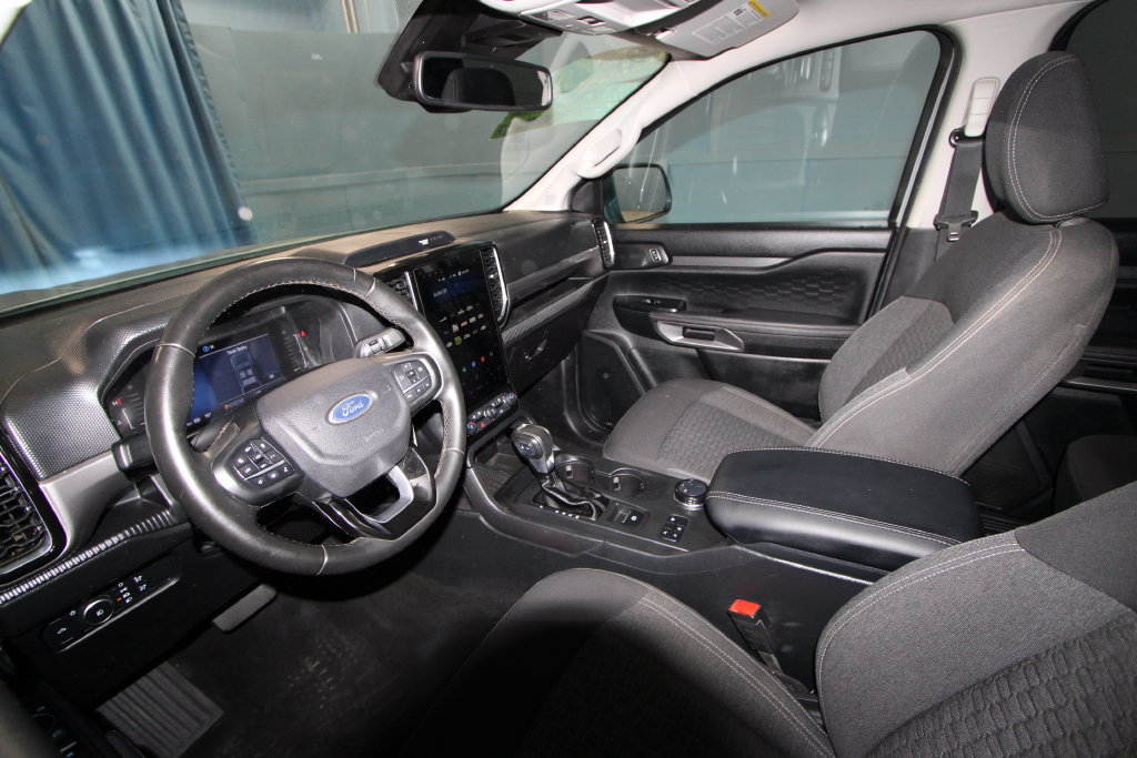 Used 2024 Ford Ranger XLT w/ Technology Package AWD/4WD image 2