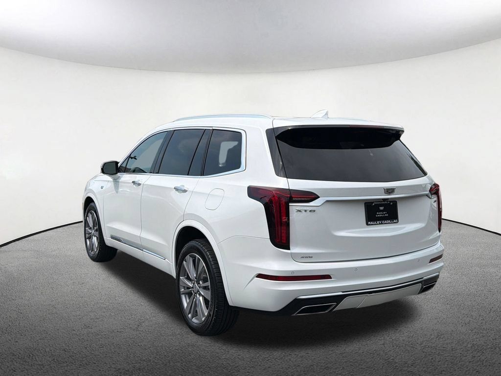 Certified 2024 Cadillac XT6 Premium Luxury AWD/4WD image 18