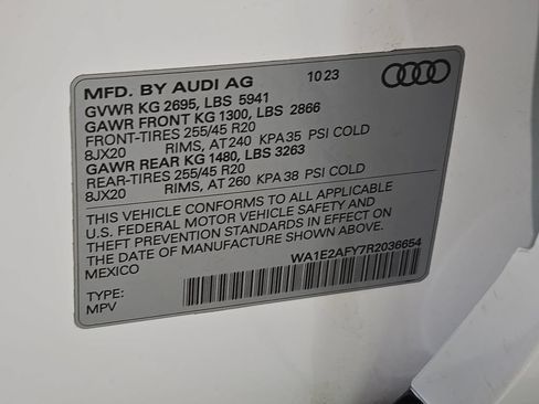Certified 2024 Audi Q5 e Premium Plus w/ Premium Plus Package AWD/4WD image 37