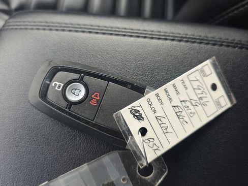 Certified 2019 Ford Edge SEL w/ Equipment Group 201A image 25