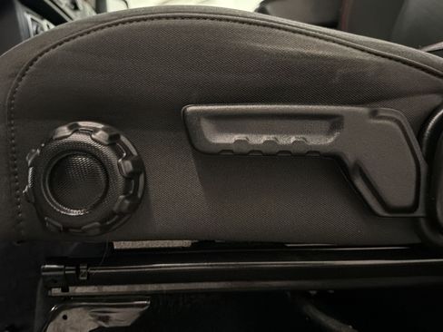 Used 2023 Jeep Wrangler Unlimited Rubicon AWD/4WD image 14