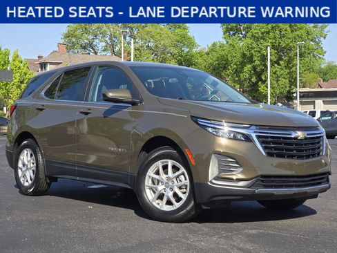 Used 2023 Chevrolet Equinox LT FWD image 1