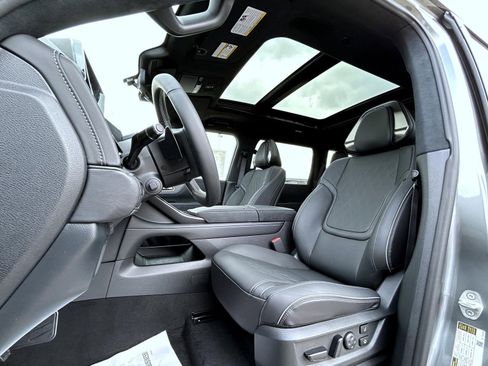 New 2026 INFINITI QX80 Autograph AWD/4WD image 10