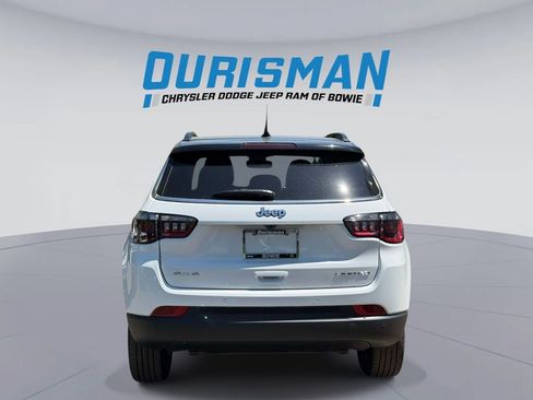 New 2026 Jeep Compass Limited w/ Sun, Sound & Navigation Group AWD/4WD image 3