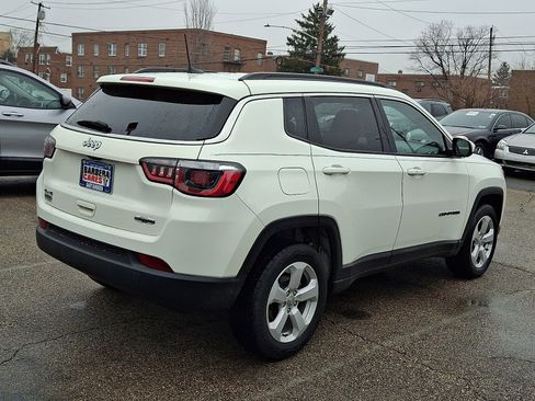 Used 2019 Jeep Compass Latitude image 6