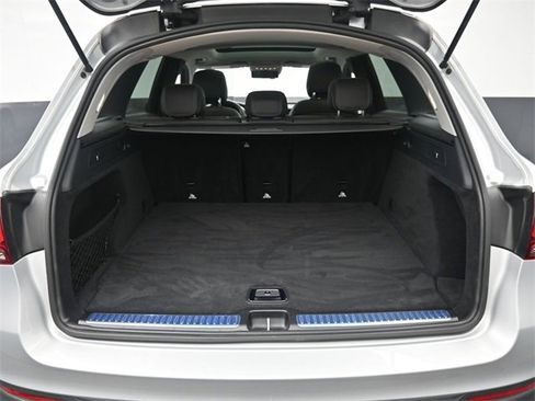Used 2020 Mercedes-Benz GLC 300 4MATIC image 30