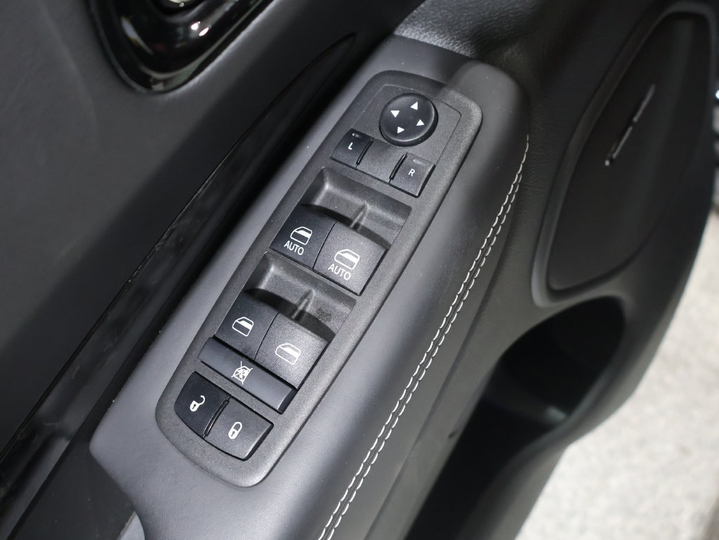 Used 2024 Dodge Durango SRT AWD/4WD image 15