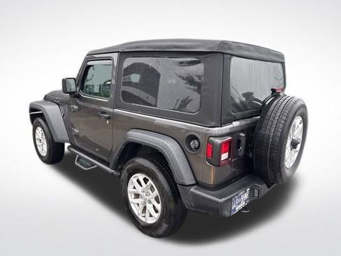 Used 2023 Jeep Wrangler Sport AWD/4WD image 7
