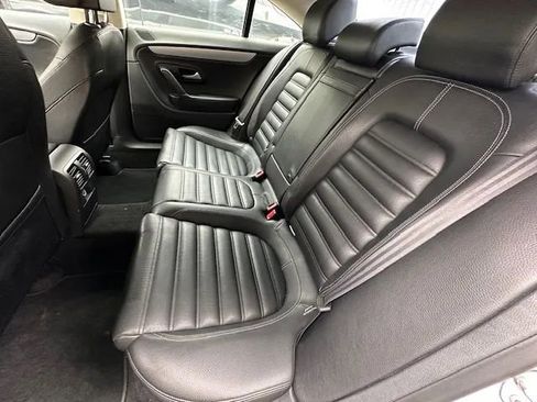 Used 2013 Volkswagen CC Sport image 23
