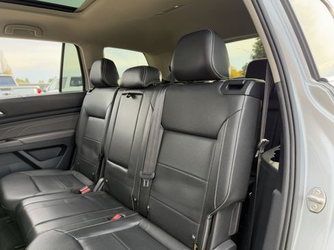 Used 2023 Volkswagen Atlas SEL image 30