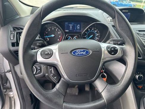 Used 2015 Ford Escape SE FWD image 28