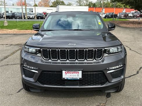 Used 2023 Jeep Grand Cherokee 4WD 4xe image 6