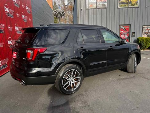 Used 2017 Ford Explorer Sport AWD/4WD image 5