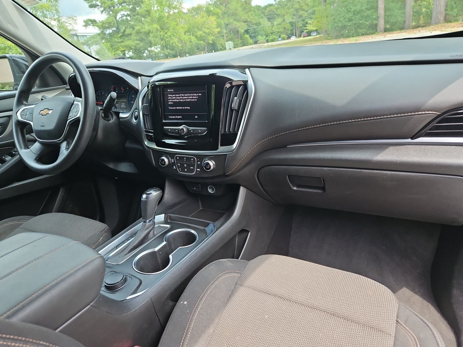 Used 2020 Chevrolet Traverse LS FWD image 16