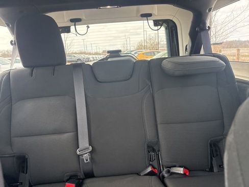 Used 2021 Jeep Wrangler Unlimited Sport image 39