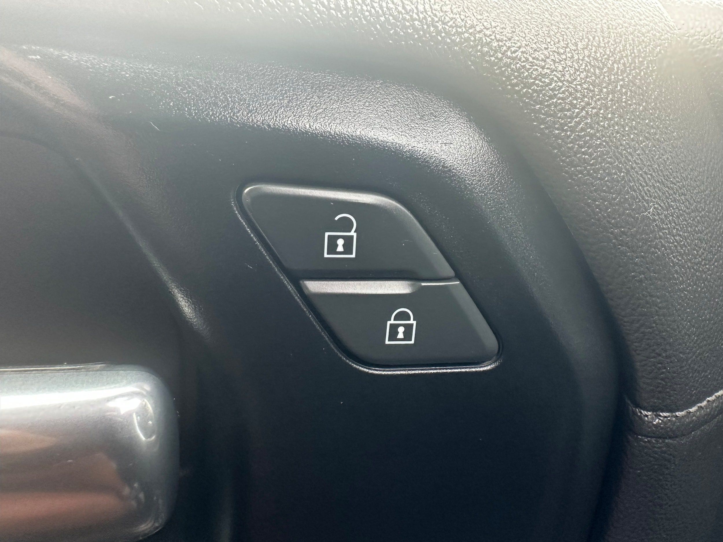 Used 2019 Chevrolet Silverado 1500 LT w/ All-Star Edition AWD/4WD image 28