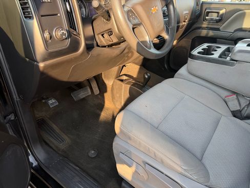 Used 2018 Chevrolet Silverado 1500 W/T w/ Black Out Edition image 11