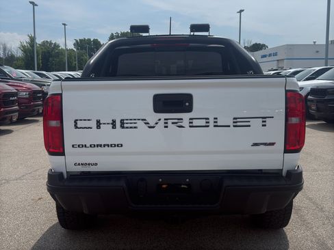 Used 2022 Chevrolet Colorado ZR2 w/ ZR2 Dusk Special Edition AWD/4WD image 7