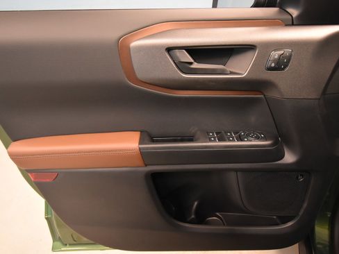 New 2025 Ford Bronco Sport Outer Banks w/ Outer Banks Tech Package+ image 3