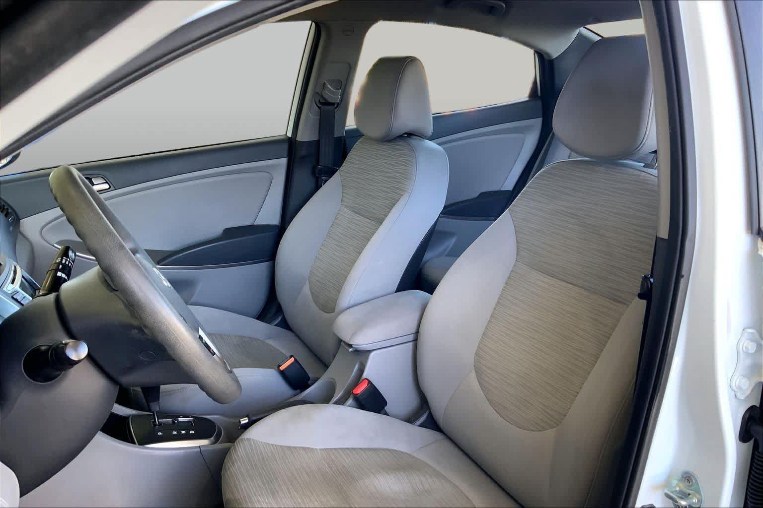 Used 2017 Hyundai Accent Value Edition FWD image 8