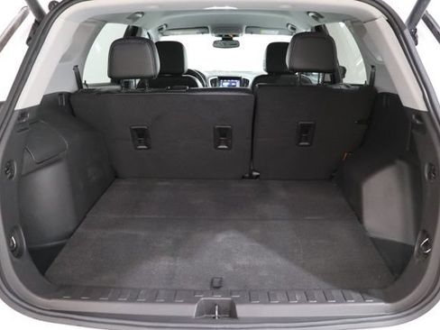 Used 2023 GMC Terrain SLT w/ Tech Package AWD/4WD image 34